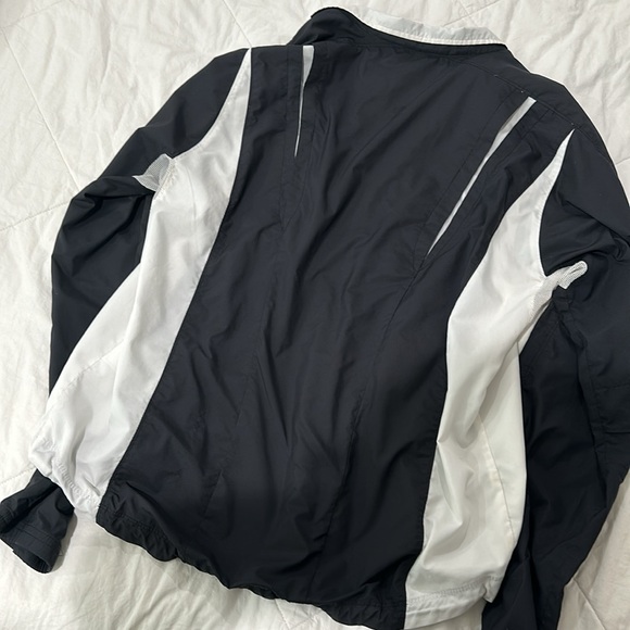 Nike running lightweight jacket Size S - Picture 7 of 8